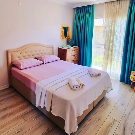 Egem House * Датча